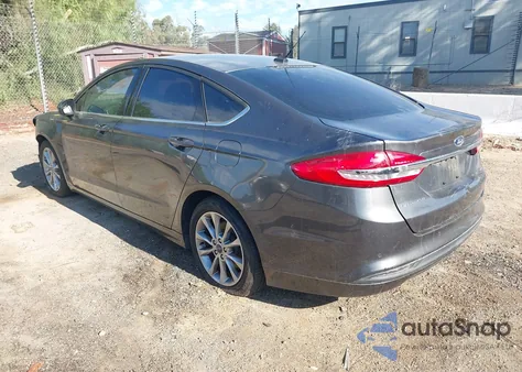 2017 Ford Fusion Se z USA, uszkodzony, nr VIN 3FA6P0H78HR142203